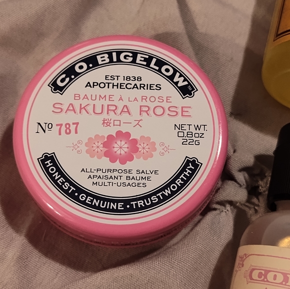 C.O BIGELOW BUNDLE (9 Items) - Picture 2 of 6